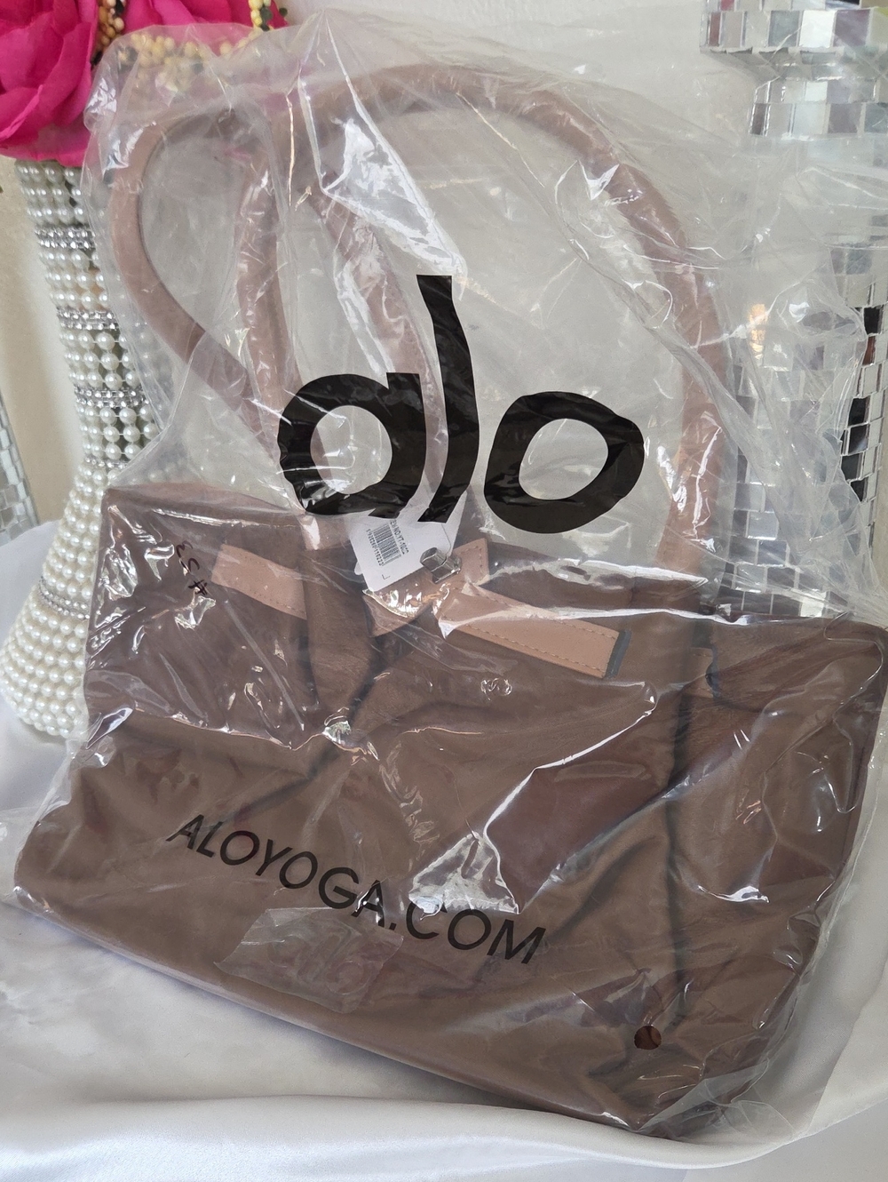 ALO Yoga Tote Bag in Taupe Brown
